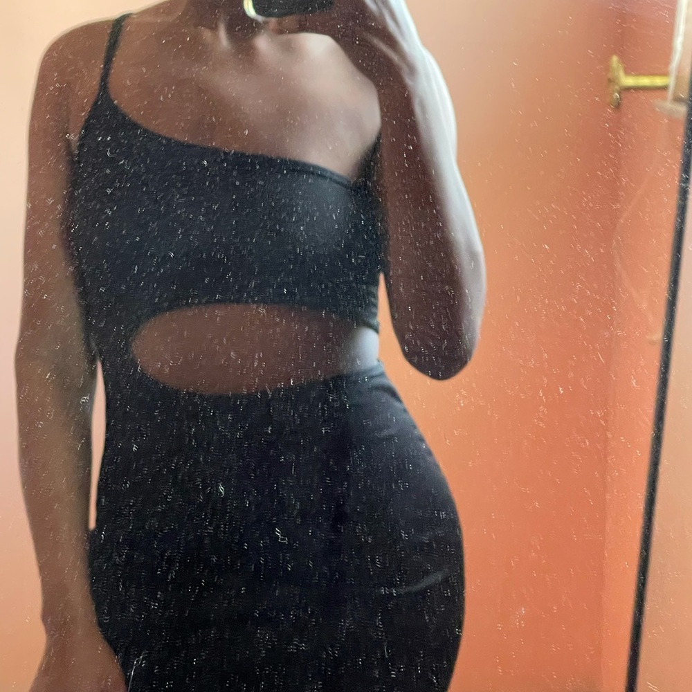 Side cut out dress